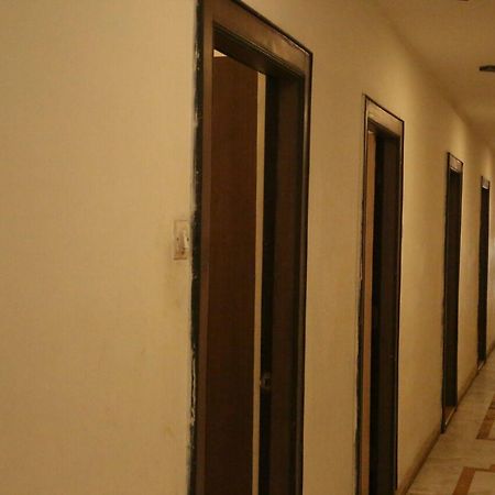 Hotel Surya Gwalior Exterior foto